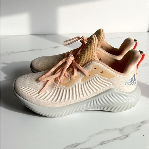 Adidas Women’s Bounce Plus Running Shoes Light Orange Size 10 - Picture 3 of 8